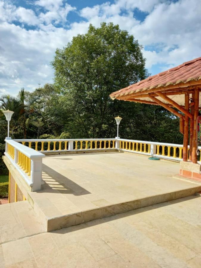 Hotel Casa Confort ซานตาโรซา เดกาบัล ภายนอก รูปภาพ