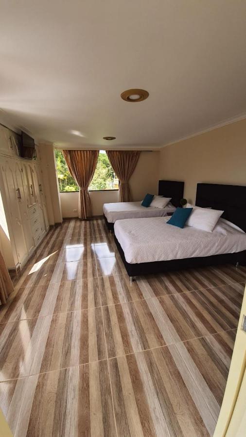 Hotel Casa Confort ซานตาโรซา เดกาบัล ภายนอก รูปภาพ