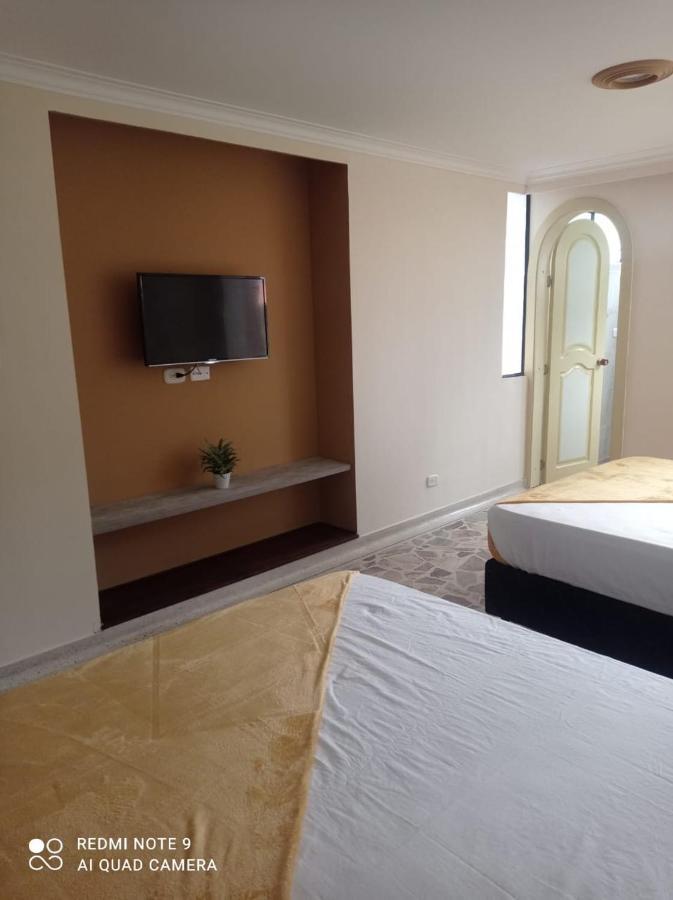 Hotel Casa Confort ซานตาโรซา เดกาบัล ภายนอก รูปภาพ