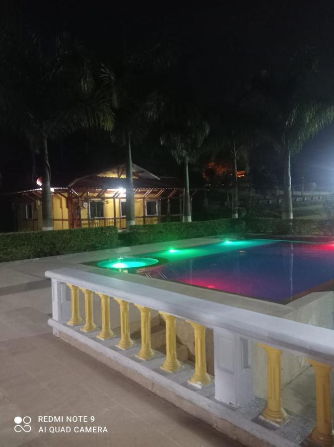 Hotel Casa Confort ซานตาโรซา เดกาบัล ภายนอก รูปภาพ