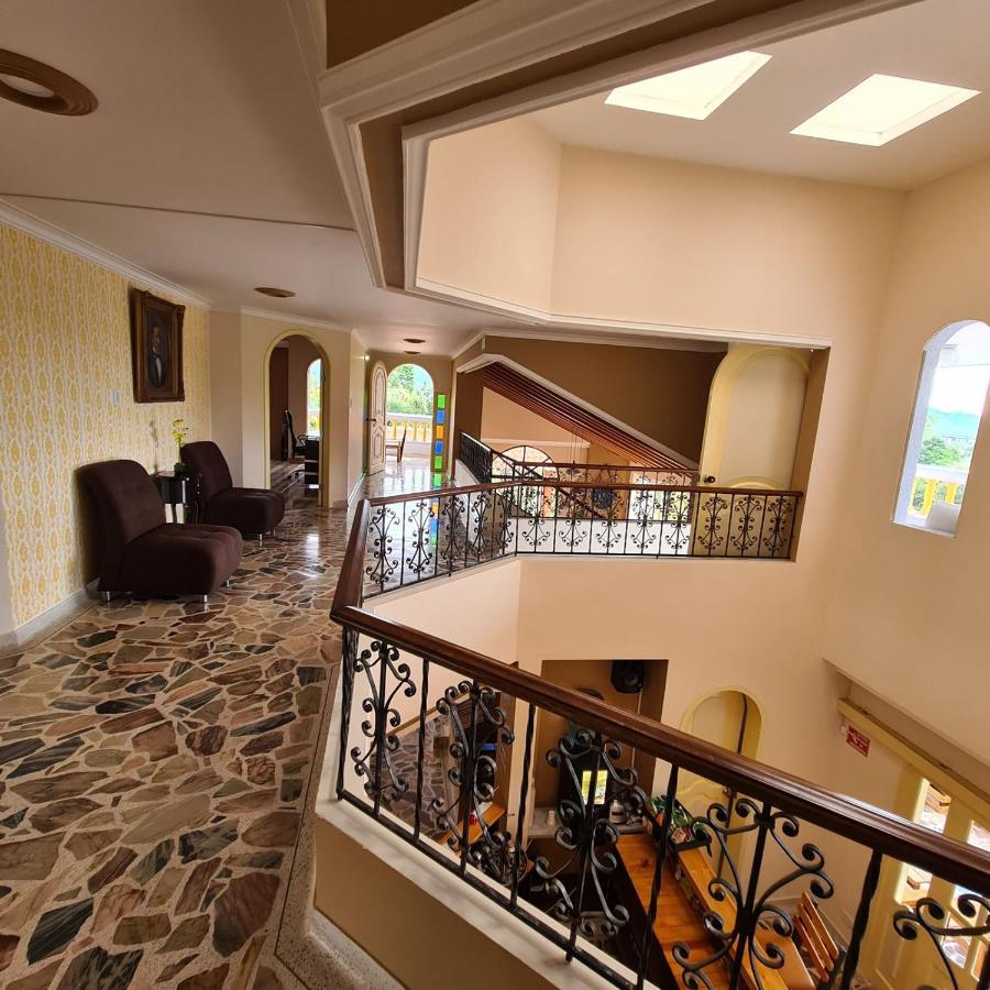 Hotel Casa Confort ซานตาโรซา เดกาบัล ภายนอก รูปภาพ