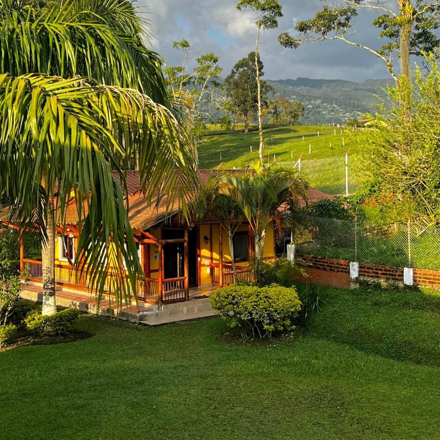 Hotel Casa Confort ซานตาโรซา เดกาบัล ภายนอก รูปภาพ