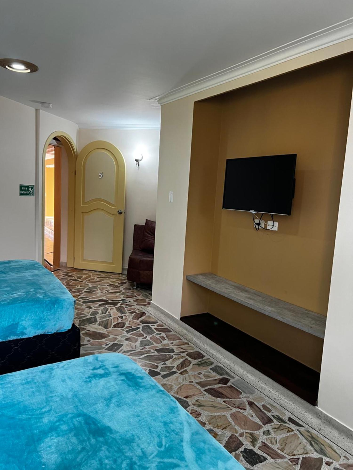 Hotel Casa Confort ซานตาโรซา เดกาบัล ภายนอก รูปภาพ