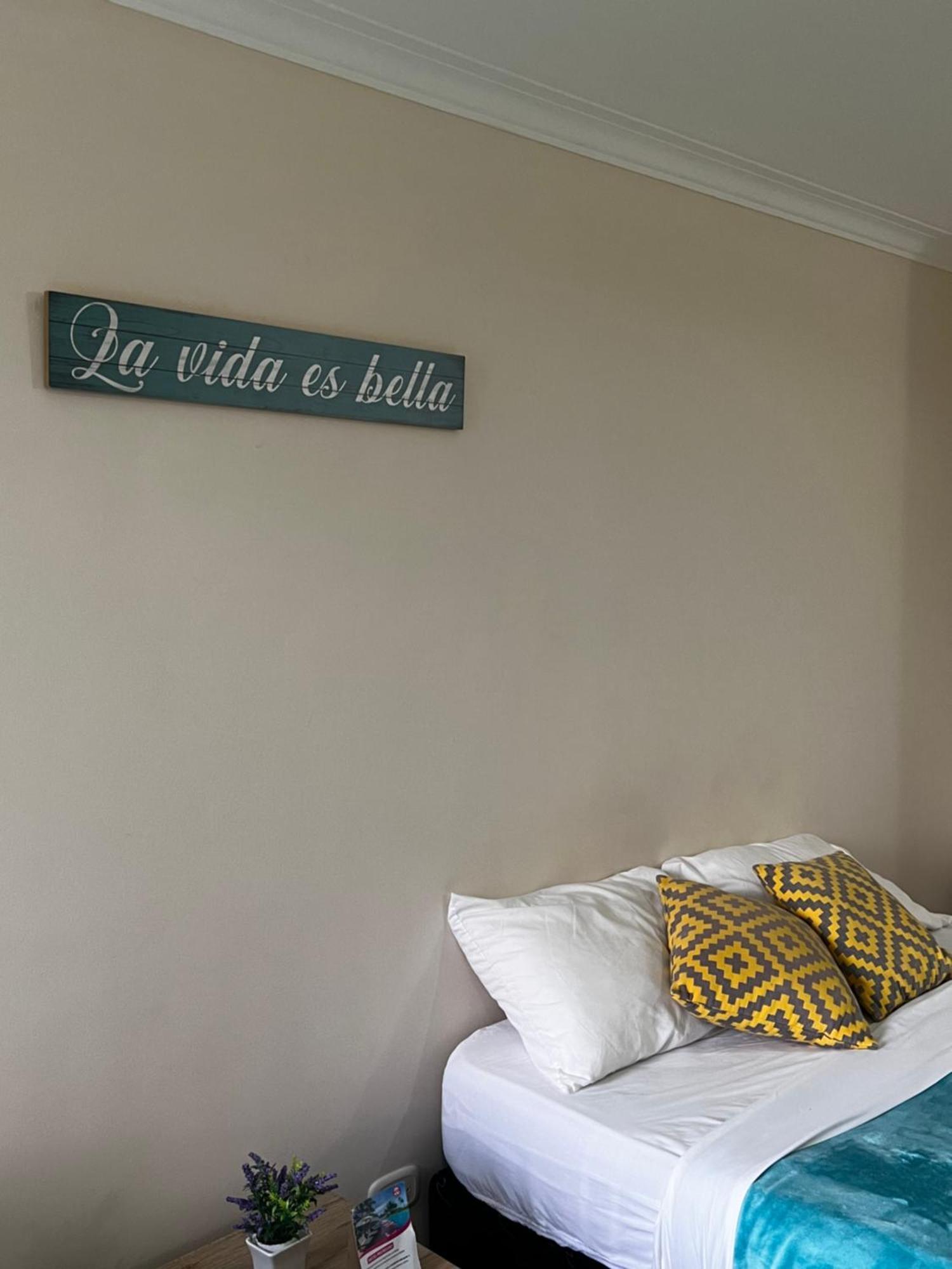 Hotel Casa Confort ซานตาโรซา เดกาบัล ภายนอก รูปภาพ