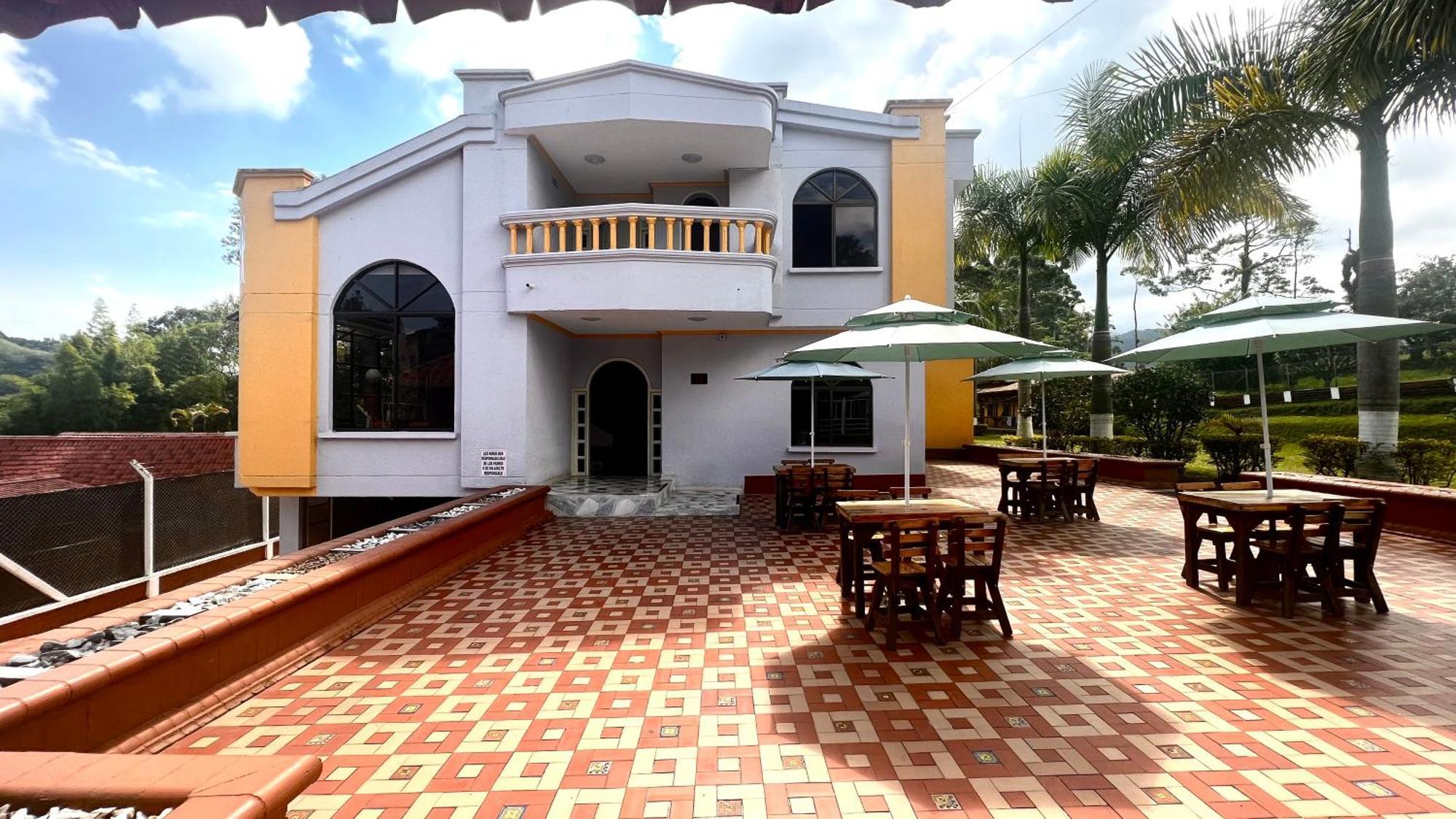 Hotel Casa Confort ซานตาโรซา เดกาบัล ภายนอก รูปภาพ